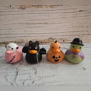 Target Bullseyes Playground Halloween Rubber Ducks 4 total